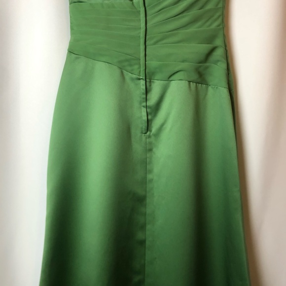 David’s Bridal Clover Green Strapless Satin Dress - Size 4 - Picture 11 of 15